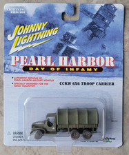 NEW 2001 JOHNNY LIGHTNING PEARL HARBOR DIECAST U.S. ARMY CCKW 6X6 TROOP CARRIER