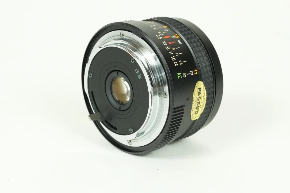 [COMO NUEVO] Lente Konica Hexanon AR 28 mm f:3,5 con capucha para montaje Konica AR Foto 3 de 4