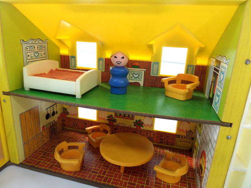 Vintage 1969 Fisher Price 952 Play Family House USA Box Version Extra Figures - Picture 7 of 24
