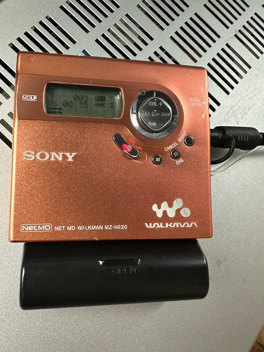 【けんさん専用】SONY MDウォークマン WALKMAN MZ-N920 SONY Portable Net MD Player MZ-N920 Walkman Orange Very Good