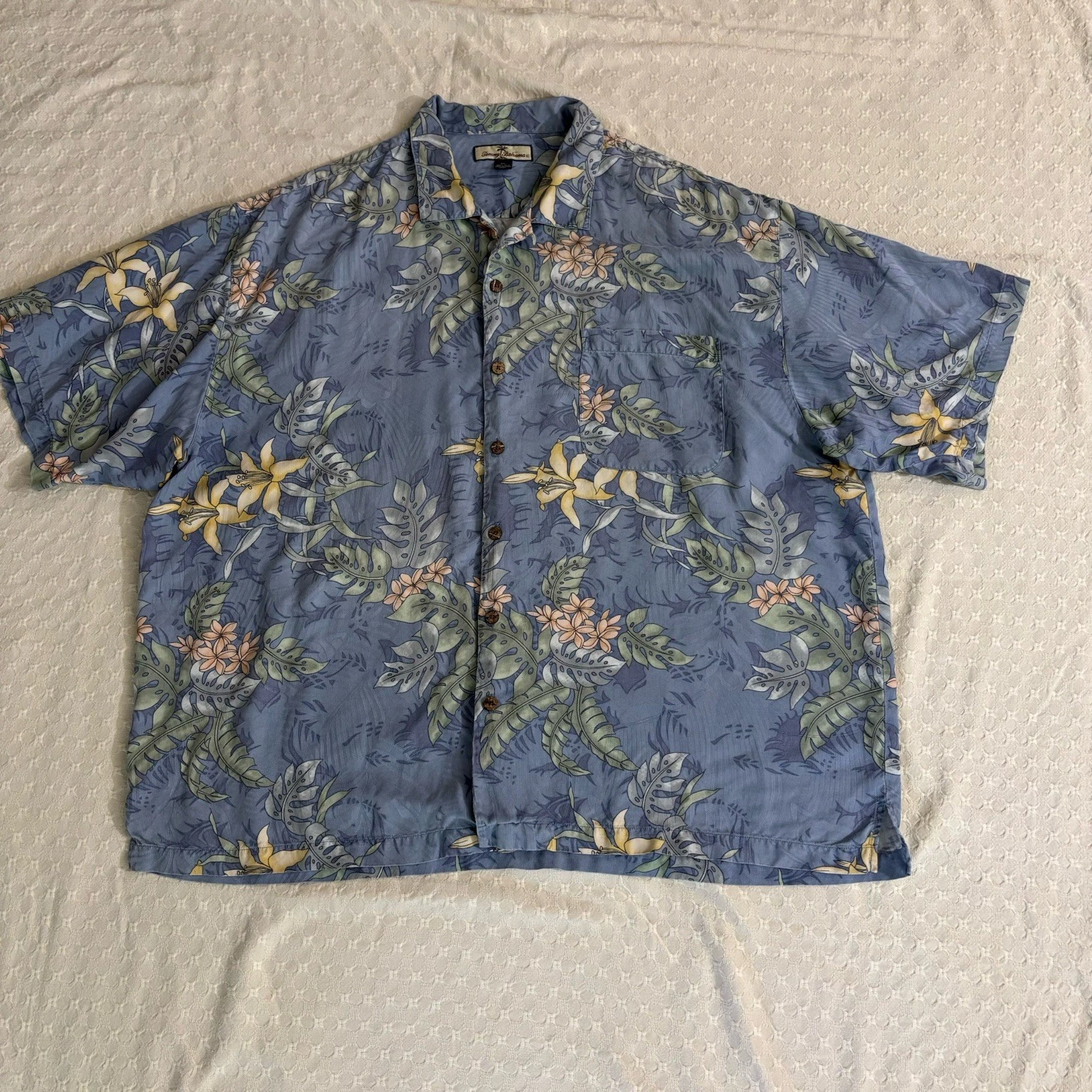 Tommy Bahama Mens Size XXL 100% Silk Floral Hawaiian Shirt Blue/Green