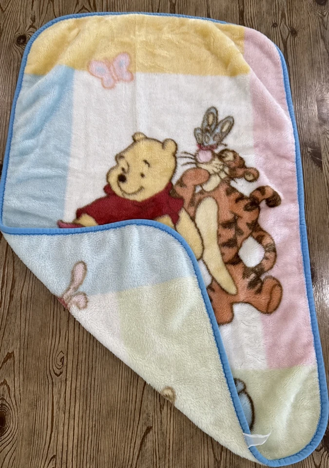 Manta de cuna Winnie the Pooh Piglet Tigger 30x45 corona de felpa artesanía Disney de colección Foto 4 de 4