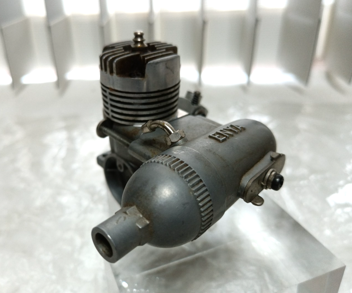 Enya 19-V Model 4005 RC Model Airplane Engine Tested Comp Vintage