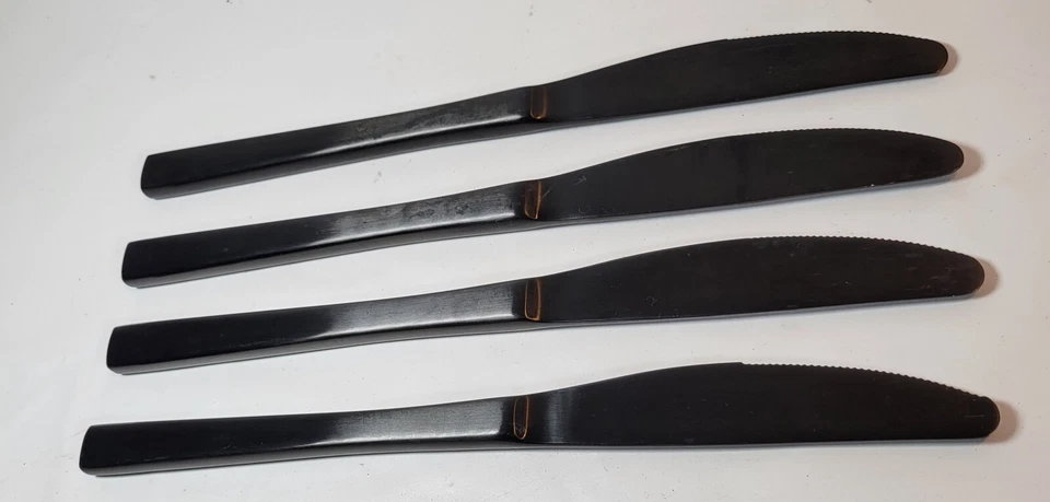 Cuchillos West Elm BLAIR cubiertos acero inoxidable acabado negro mate 4  Foto 4 de 4