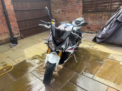 2018 BMW S1000r sport - Picture 4 of 9