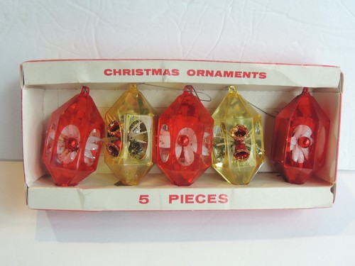 Set 5 Vintage Jewel Brite Plastic Diorama Christmas Ornaments Bells Original Box - Picture 2 of 11