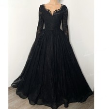 Black Gothic Wedding Dresses Long Sleeves Tulle Applique A Line Bride Gown Train