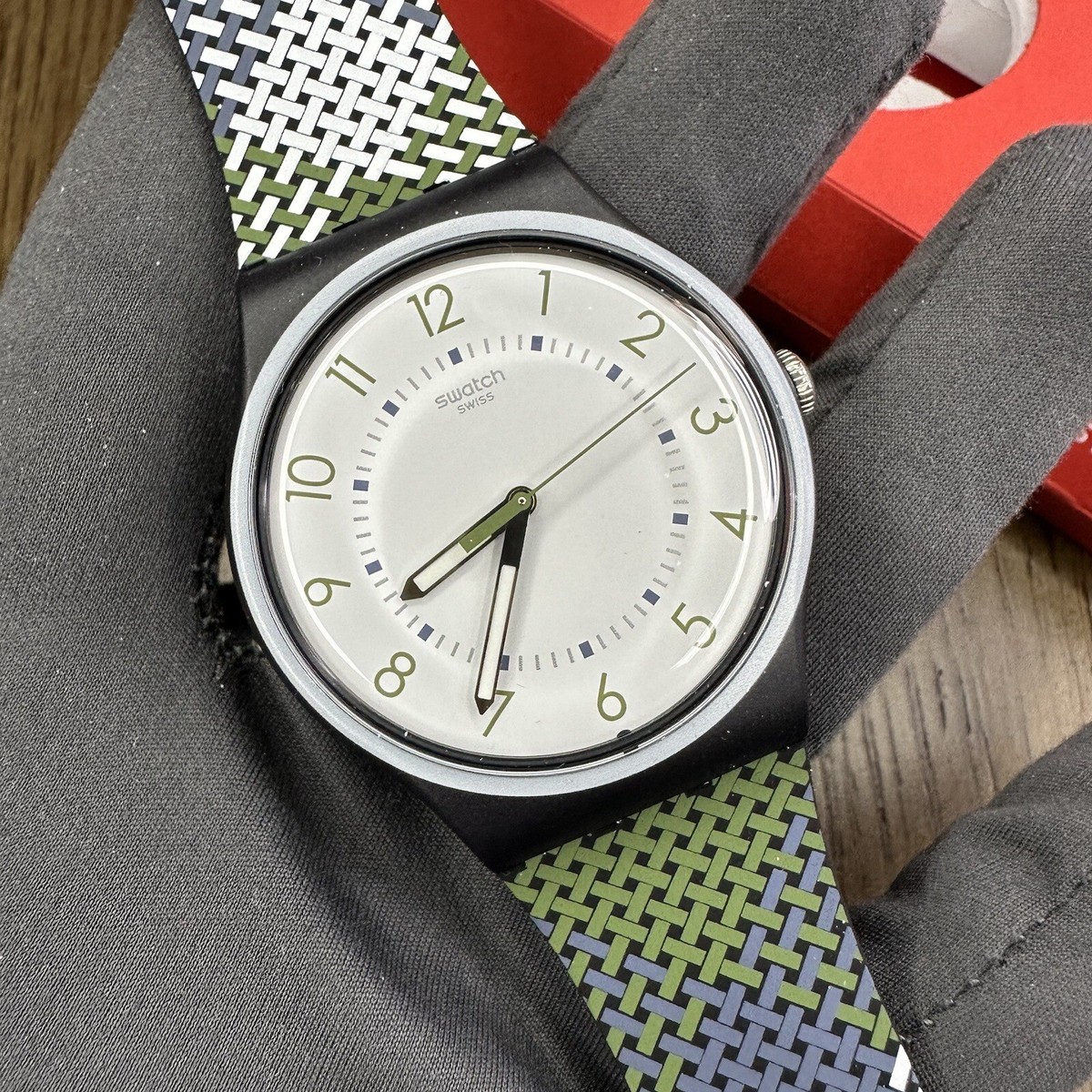 Swatch Watch - SUON115 - PULL-OVER NEW✓ Swatch PULL-OVER New Gent Black Green Blue Silicone  main image 3