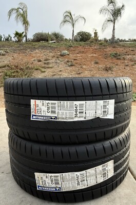 Set of TWO BRAND NEW 245/35ZR21 96Y Michelin Pilot Sport 4S Tires 2453521