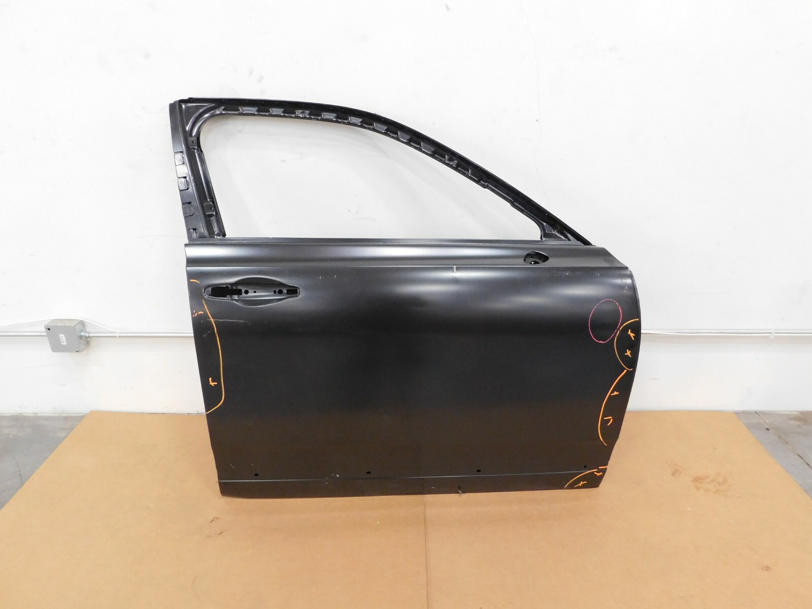 2010 - 2020 Bentley Mulsanne Right Front Passenger Door #0007 HP1
