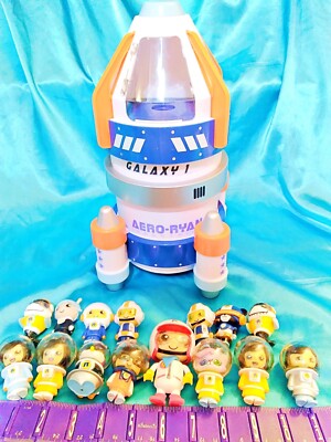 Ryan's World Galaxy One Explorer Micro Shuttle Rocket Playset Toy Set 15 Figures