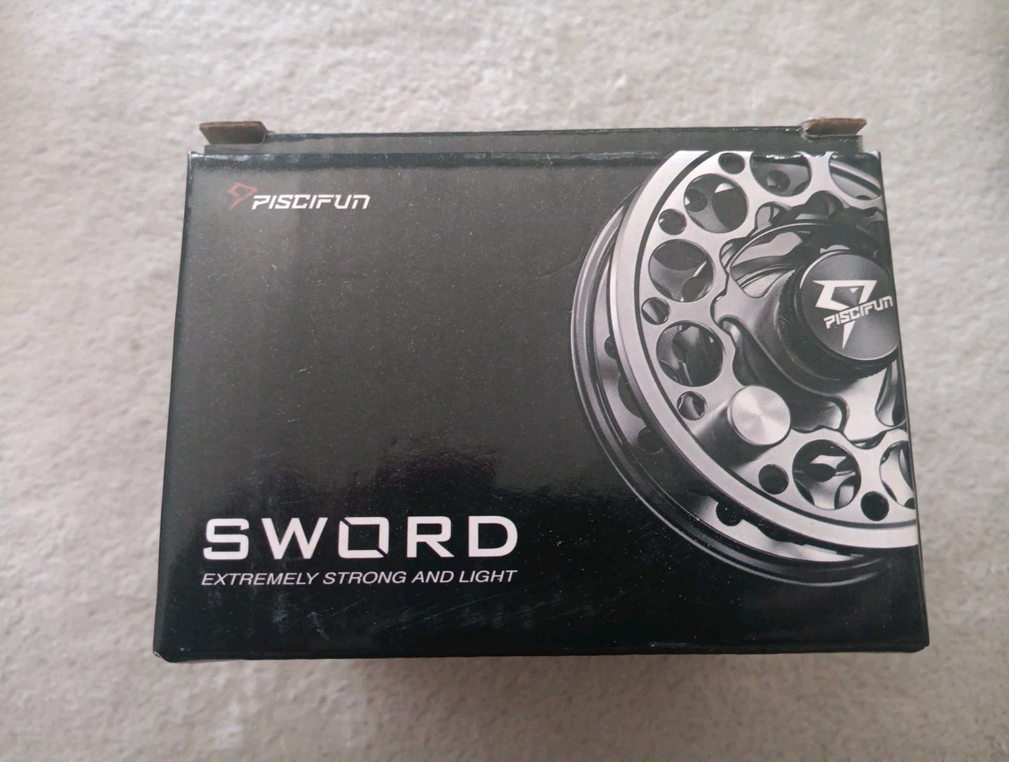 PISCIFUN SWORD 5/6 FLY REEL NEW W/ BOX AND PAPERS