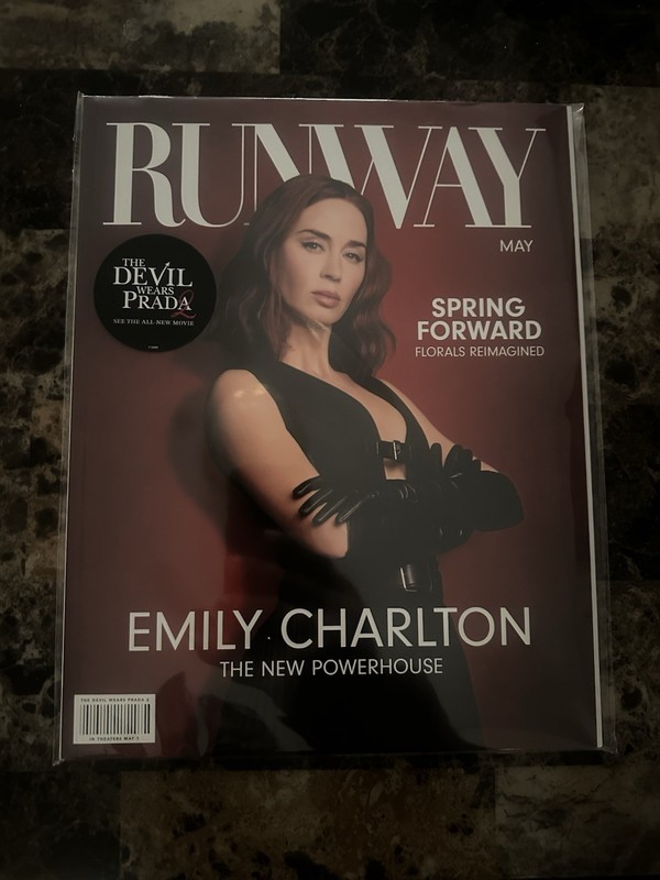 EXCLUSIVE Devil Wears Prada 2 Runway Magazine *Sealed Collectors item!*