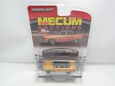 GREENLIGHT 1/64 1972 CHECKER MARATHON GREEN MACHINE