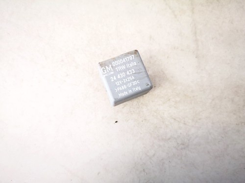 24430433 Relais, Arbeitsstrom 000041797 Opel Meriva DE1198643-13