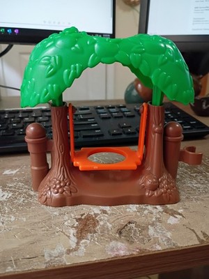 Fisher Price Little People Playground Park Swing W/ Green Tree Structure Rare!