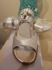 Special Occasions Bridal Wedding Satin Sandal Shoes Wrap Ankle Leg sz. 8 1/2 B