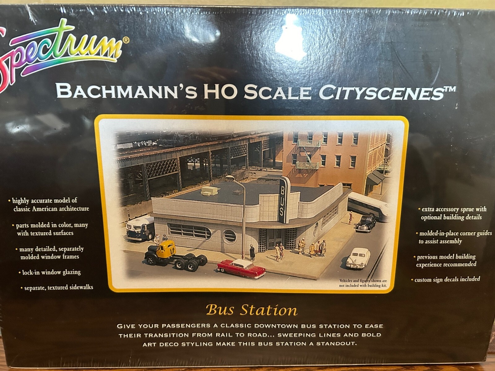 ART DECO STYLE URBAN CORNER BUS STATION HO Scale KIT CITYSCENES NEW OOP