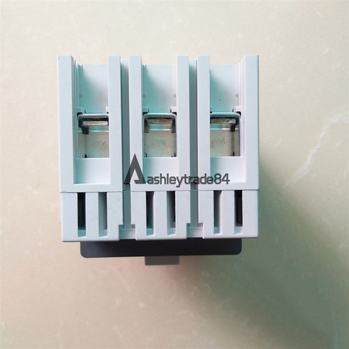 ONE New ABB MOLDED Case circuit breaker T1N160 3P 160A - Picture 2 of 4