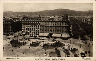 CPA Espagne BARCELONA - Placa de Catalunya i Passeig de Gracia (304031)