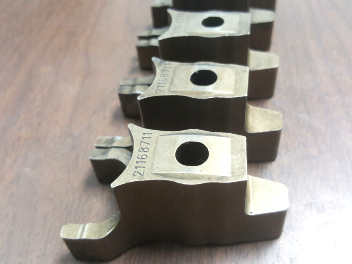 VOLVO / MACK FUEL INJECTOR CLAMP HOLDER 21168711 ( Set of 6 ) | eBay