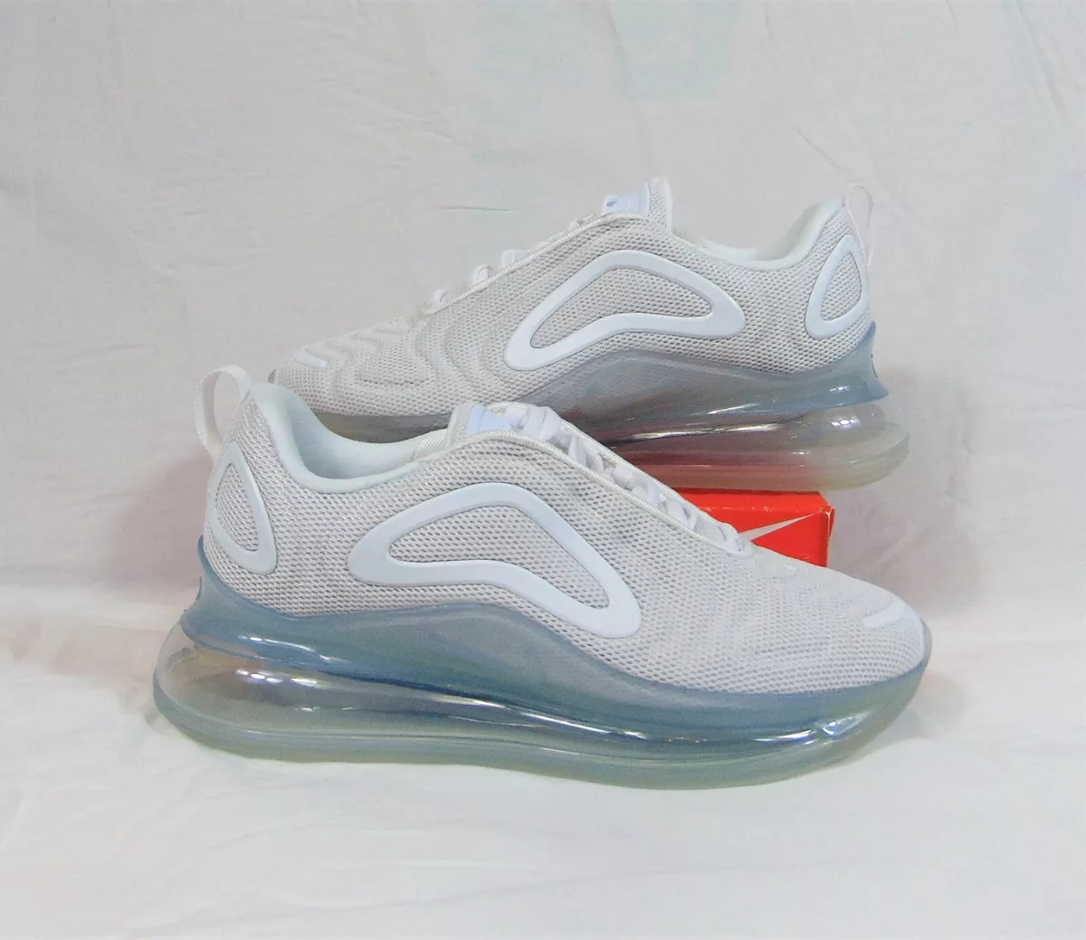 Nike store 720 running