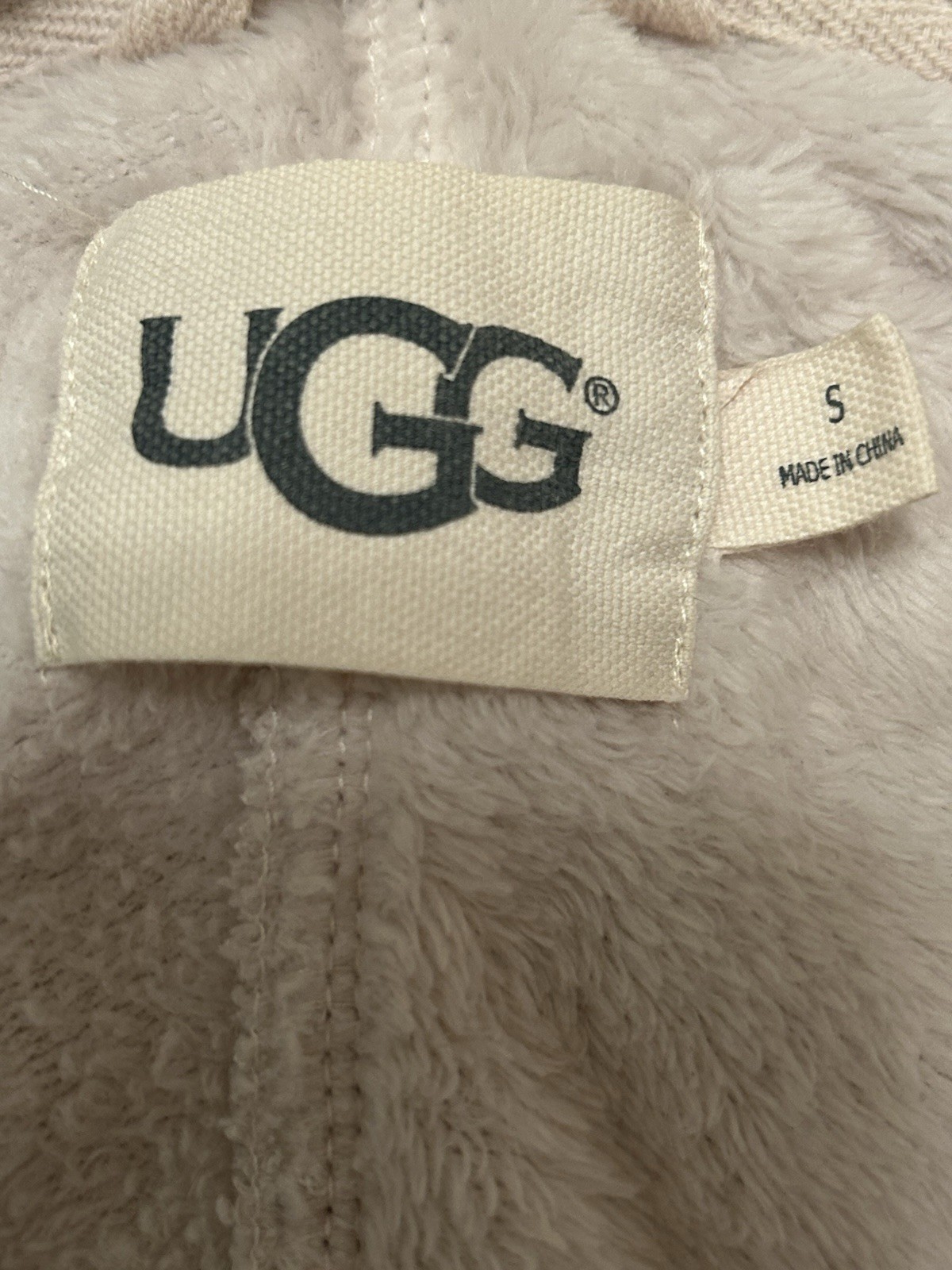 ugg bathrobe - image 9