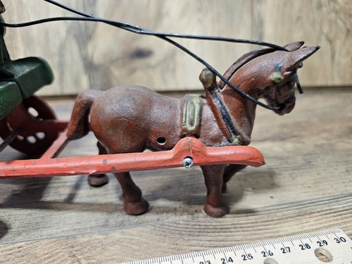 Vintage Full Cast Iron US Mail Horse and Carriage With Driver - Picture 3 of 8