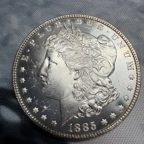 1885 P MORGAN SILVER DOLLAR! BEAUTIFUL Uncirculated Coin! WOW!