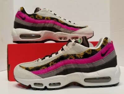 nike daisy chain
