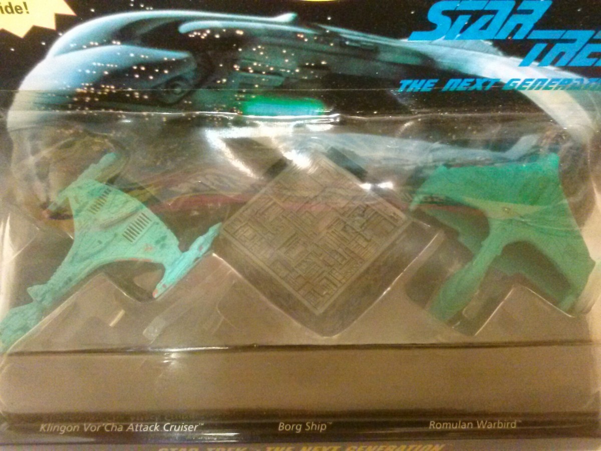 Star Trek --Micro Machines Set 3-The Movies 1993 (Unopened