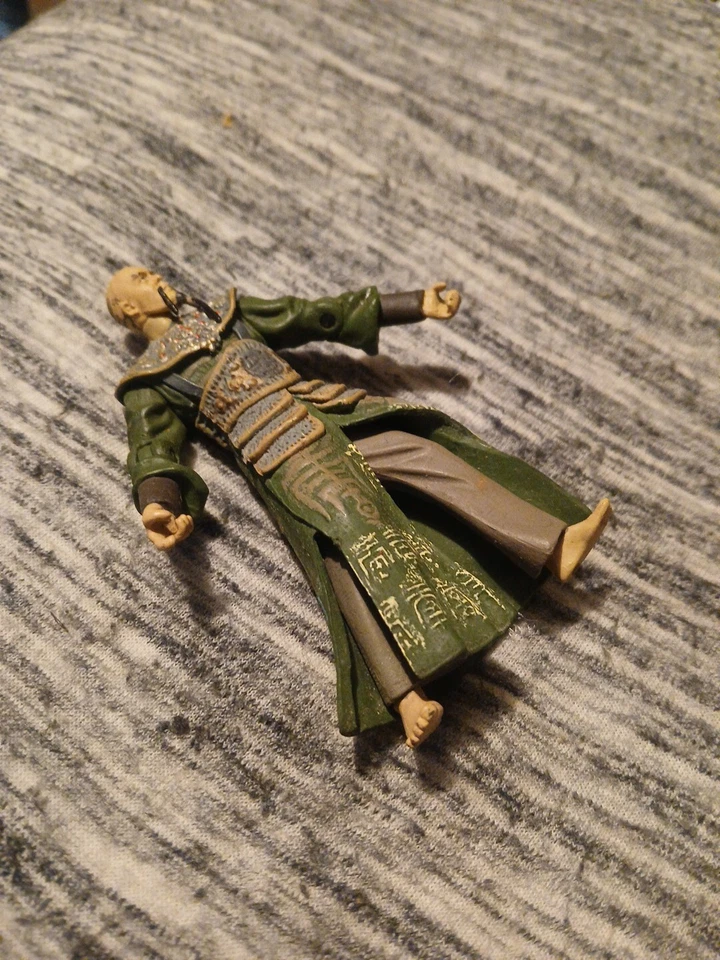 Figura de acción Neca Pirata del Caribe Maestro Sao Feng Foto 3 de 4