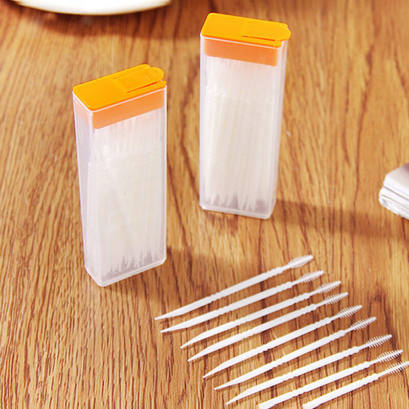 50Pcs Plastic Toothpicks Disposable Dental Picks with Case Oral Care