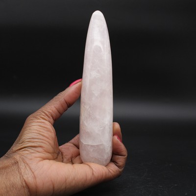 Bâton de massage en quartz rose 250gr 150mm Madagascar