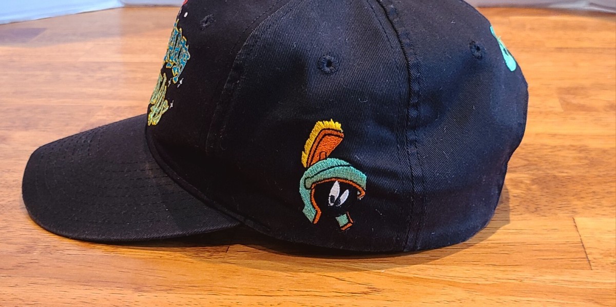 90s NIKE ルーニー・テューンズ キャップ ブラック 90s NIKE ルーニー・テューンズ キャップ ブラック Vtg 90's