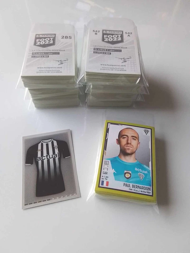 PANINI FOOT 2022 LOT DE 20 STICKERS IMAGES AU CHOIX