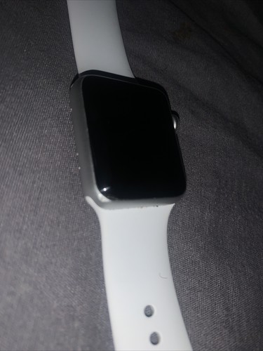 Apple Watch - Picture 4 of 4