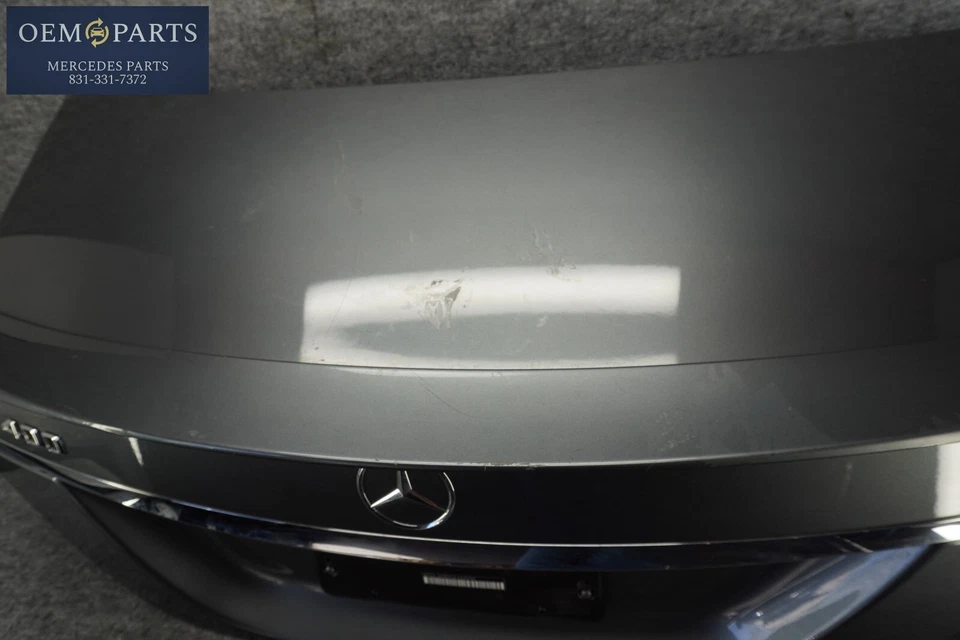 Rear Tailgate Liftgate Trunk Lid Mercedes W218 Cls400 Cls63 Cls550 oem - Image 3 of 4
