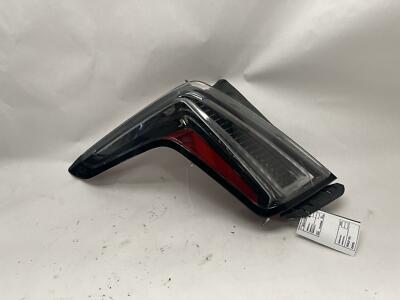 19-21 CADILLAC XT5 LEFT DRIVER LH TAIL LIGHT LAMP OEM 84245001