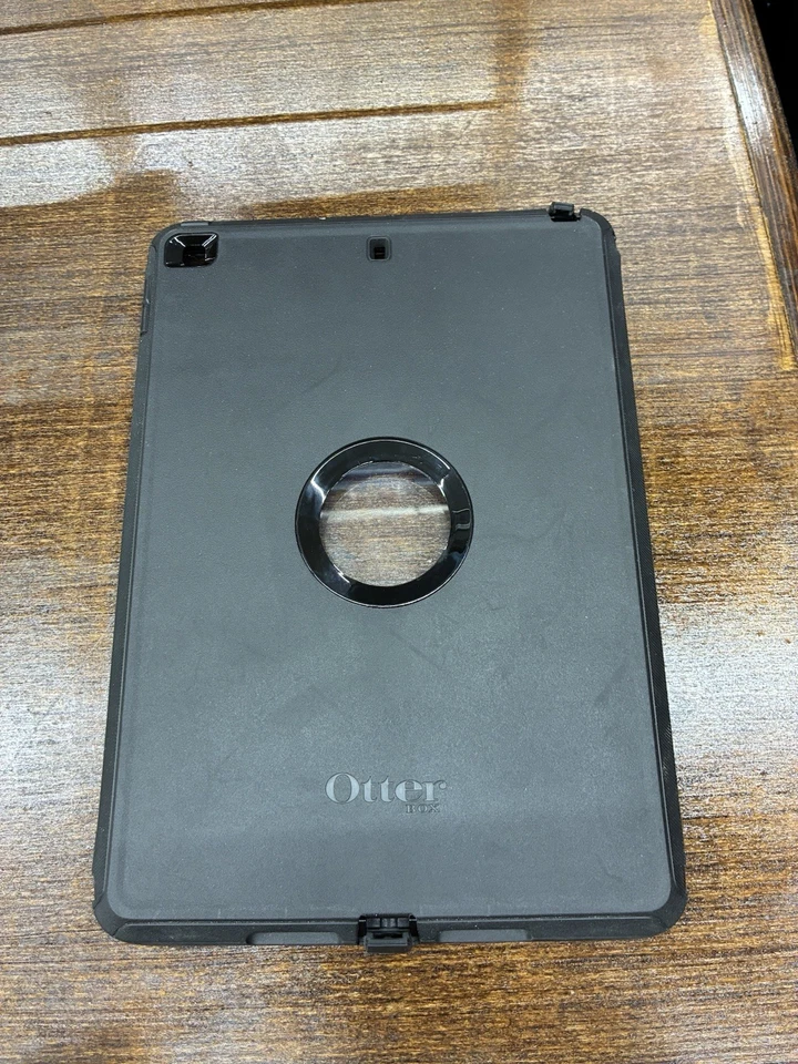OTTERBOX Defender Pro Series Case for Apple iPad (8th & 7th Gen) - Black... - Image 4 of 4