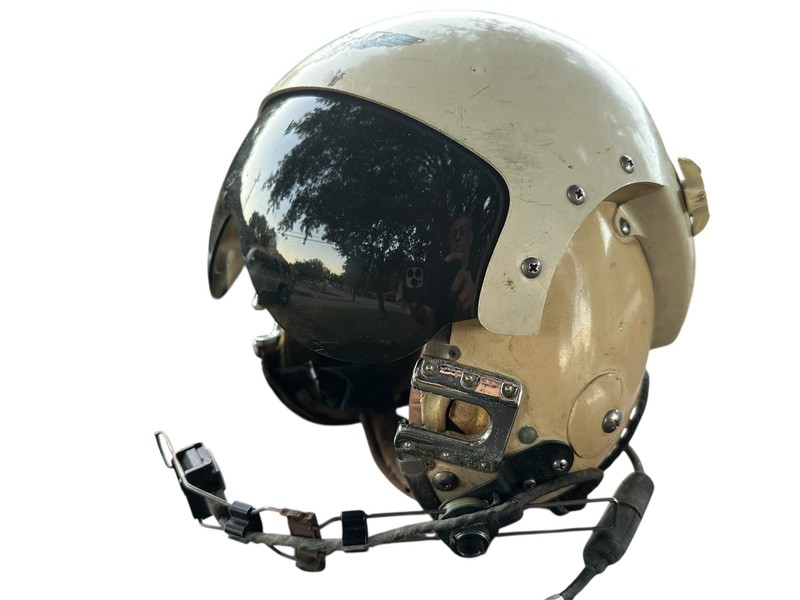 VINTAGE US NAVY VIETNAM ERA? FLYING HELMET FIGHTER PILOT HELICOPTER PARTS
