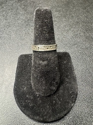 VINTAGE Silver 925 Sterling Filigree Band Ring Round Shape Jewelry Size 6.5