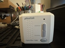 Plustek OpticFilm 7300 35mm SLIDE/Film SCANNE...