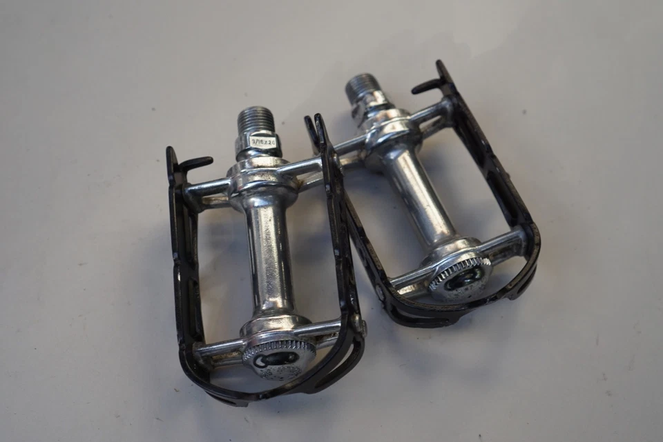 Campagnolo Record Strada Superleggeri Pedals 1037/a VGC