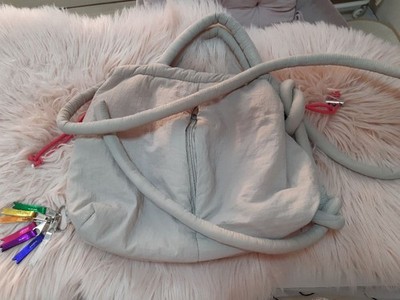Lower Cheek Puff Drawstring Shoulder Bag ,