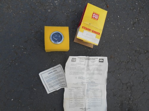 Stewart Warner 1960's 1970's NOS fuel pressure gauge  10 lb