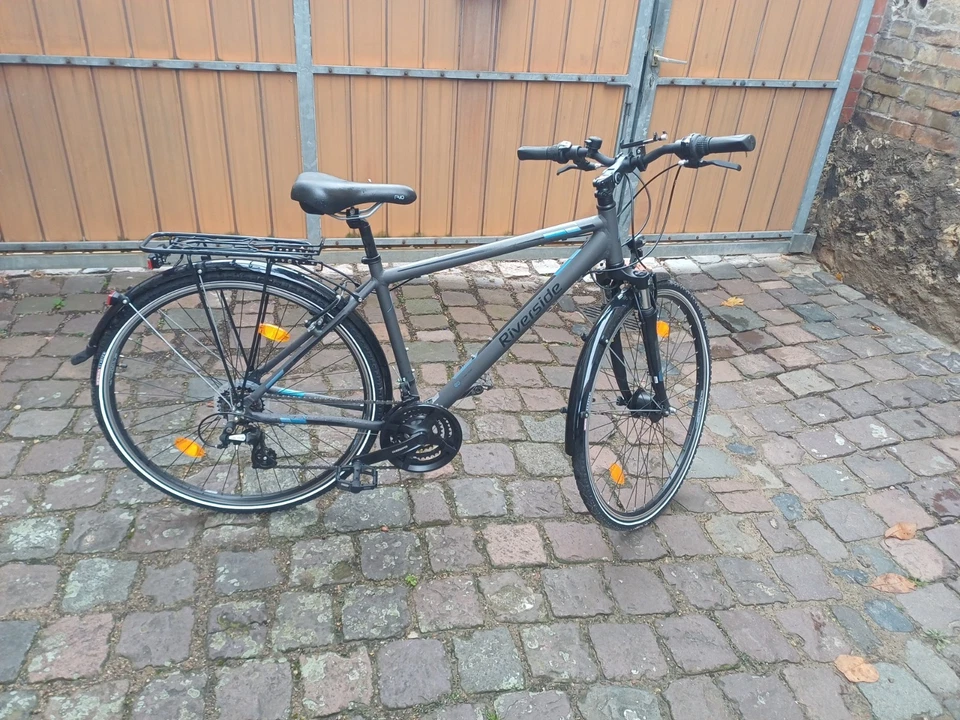 Fahrrad ( Riverside Trekkingrad 28 Zoll 320 TR Herren grau ) - Bild 2 von 3
