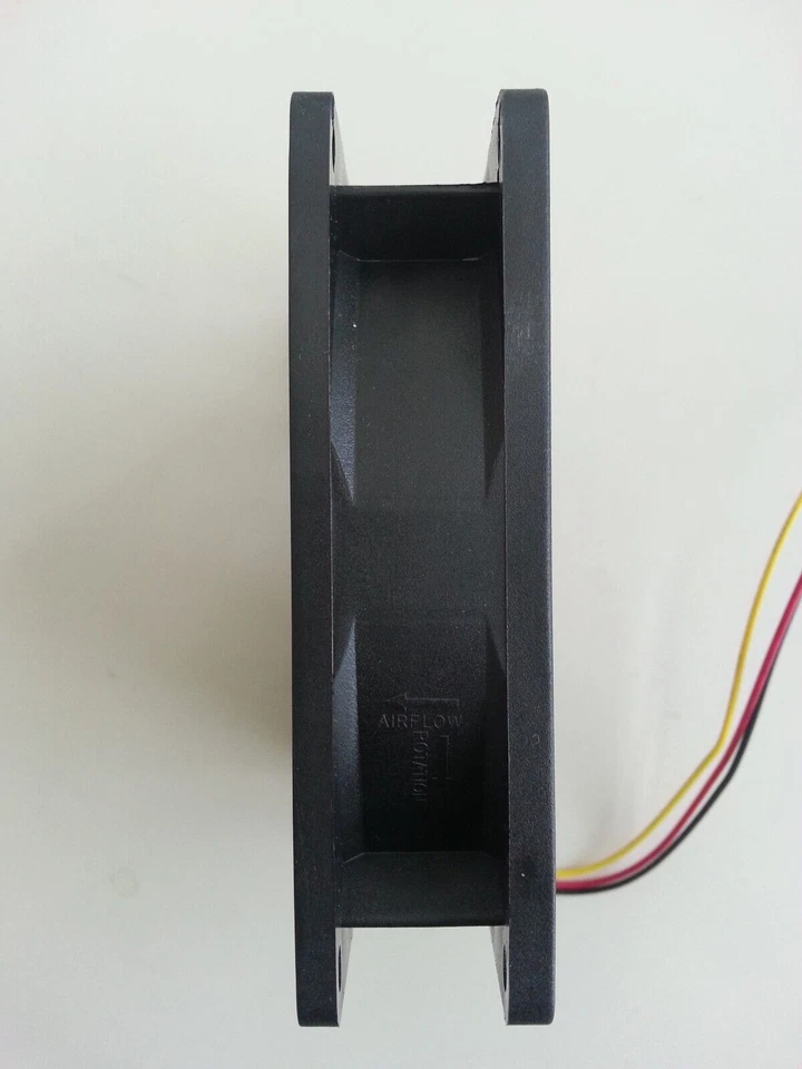 EverCool 92mm 2200RPM 12V 3Pin Quiet Computer Case Fan EC9225M12SA (Brand New) - Image 2 of 3