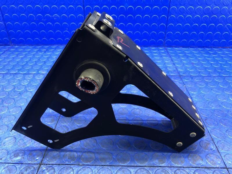 2016-2021 MCLAREN 570S OEM REAR RIGHT LEFT SUPPORT BRACKET 13AA020CP