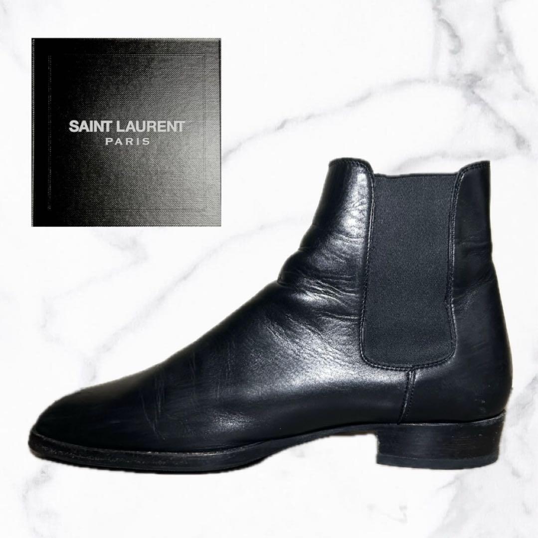 YSL Saint Laurent Side Gore Chelsea Boots Black Leather YSL Saint Laurent Side Gore Chelsea Boots Black Leather